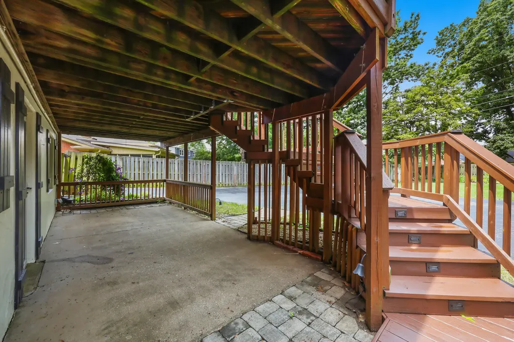 3433 Lansdowne Drive Lexington KY 40517