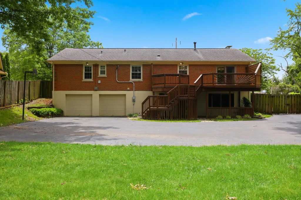 3433 Lansdowne Drive Lexington KY 40517