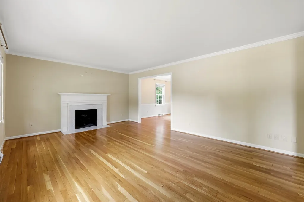 3433 Lansdowne Drive Lexington KY 40517