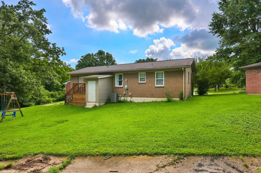 933 Westwood Court Danville KY 40422