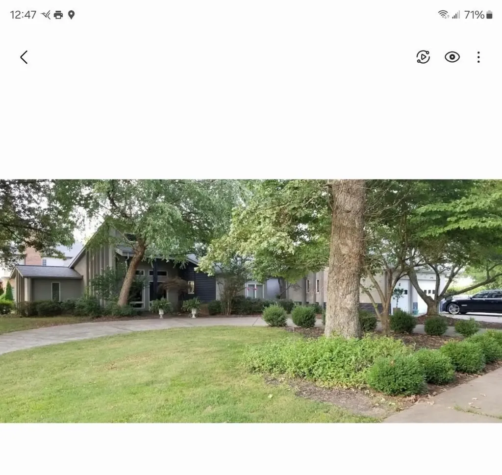 636 Oaks Country Club Road Murray KY 42071