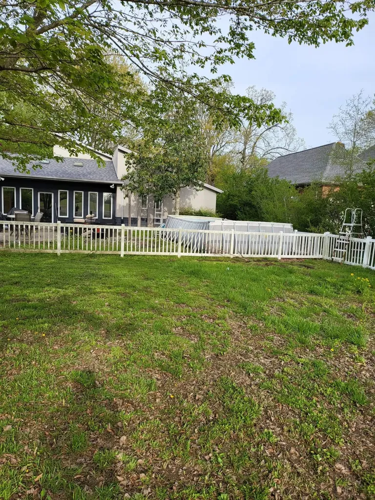 636 Oaks Country Club Road Murray KY 42071