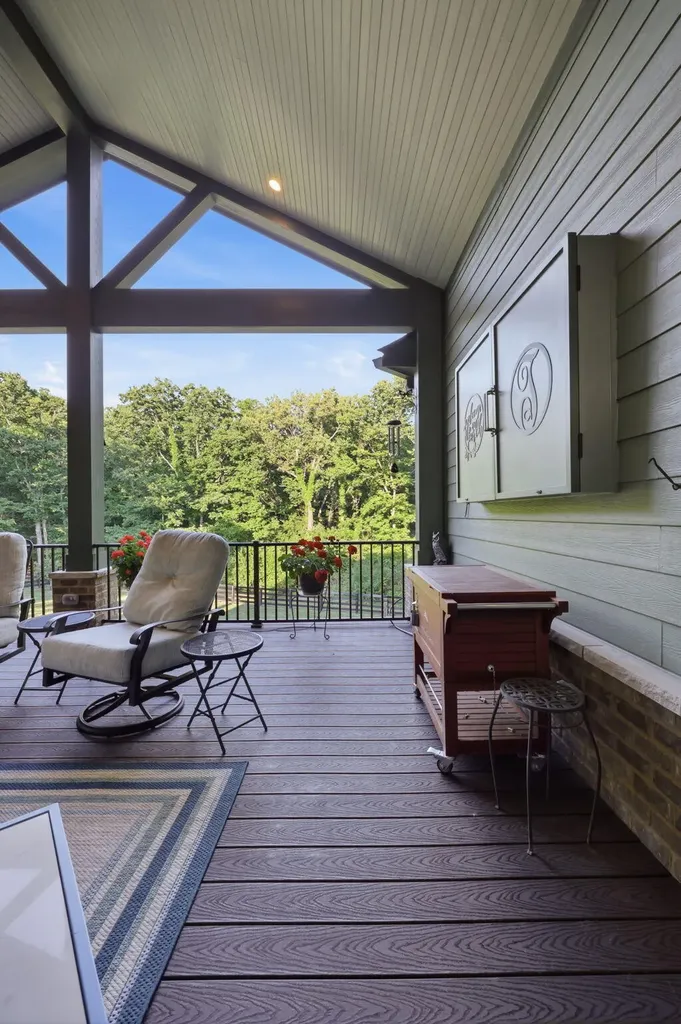 202 Deerfield Circle Nicholasville KY 40356