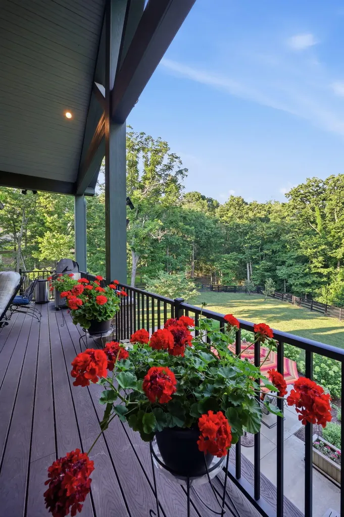 202 Deerfield Circle Nicholasville KY 40356