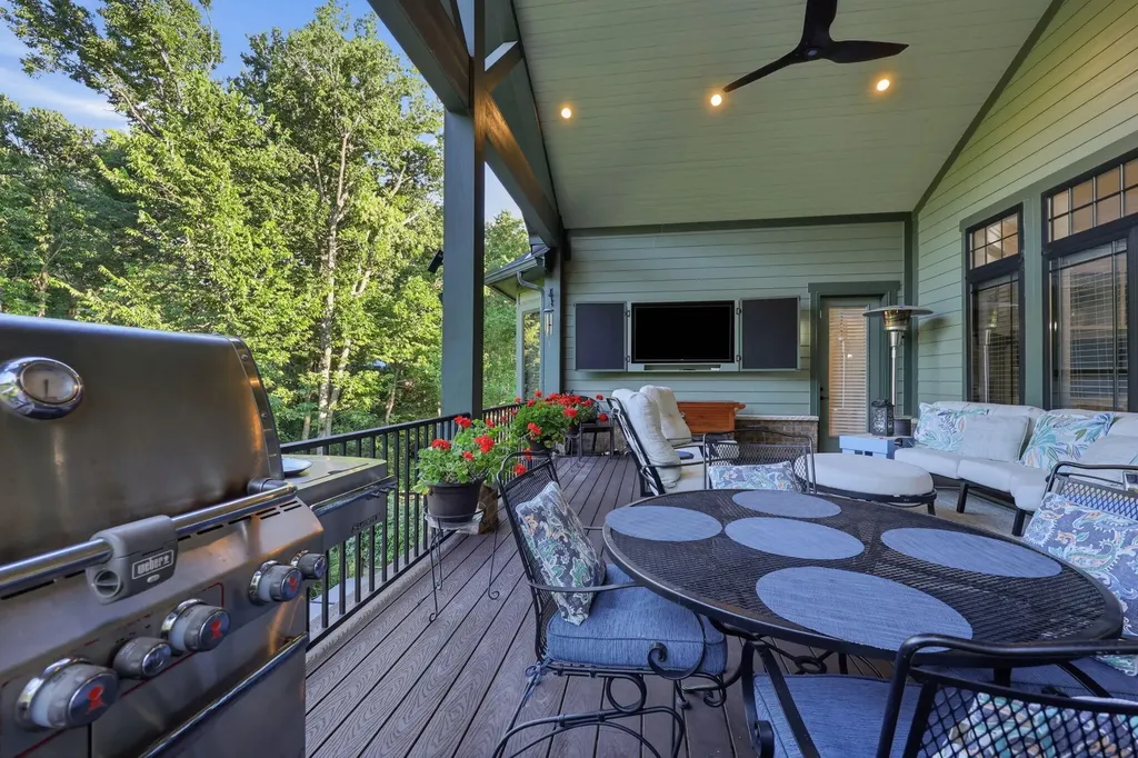 202 Deerfield Circle Nicholasville KY 40356