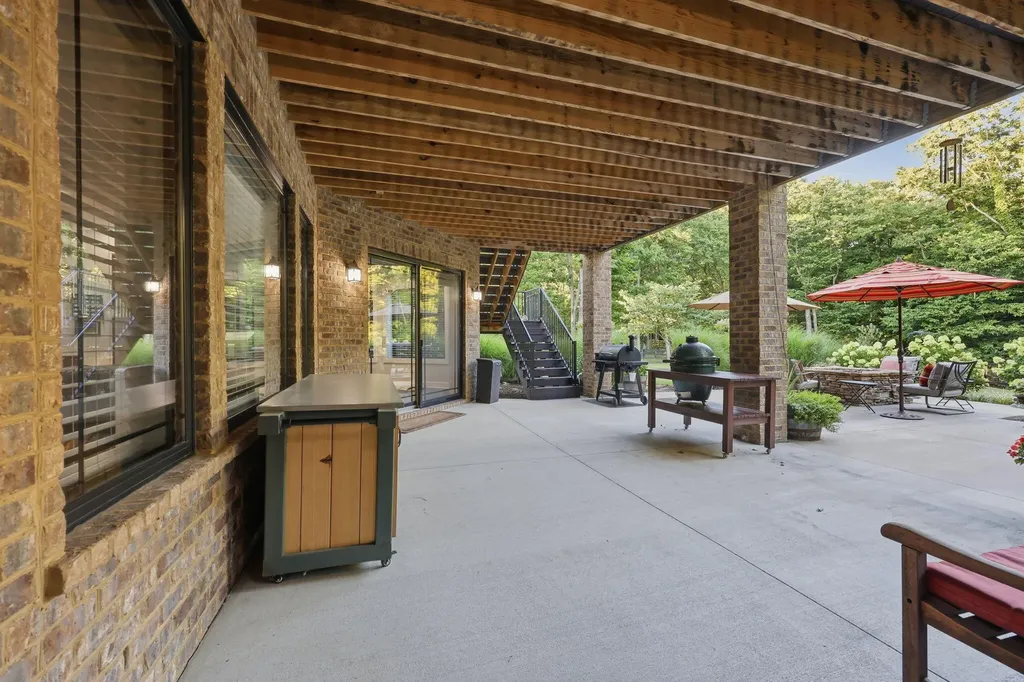202 Deerfield Circle Nicholasville KY 40356