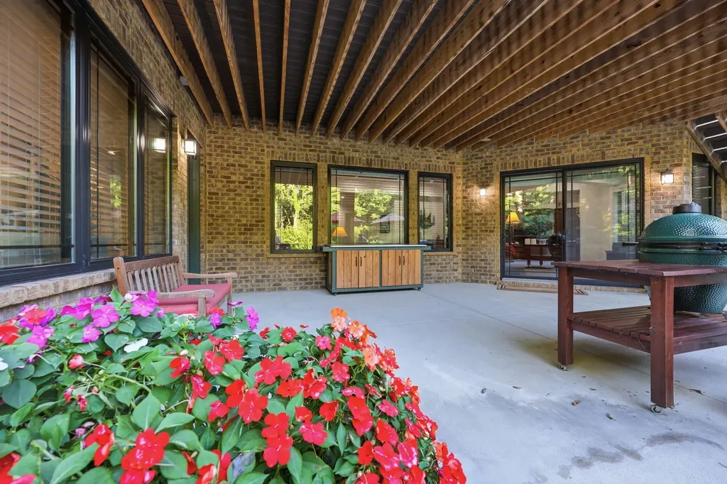 202 Deerfield Circle Nicholasville KY 40356