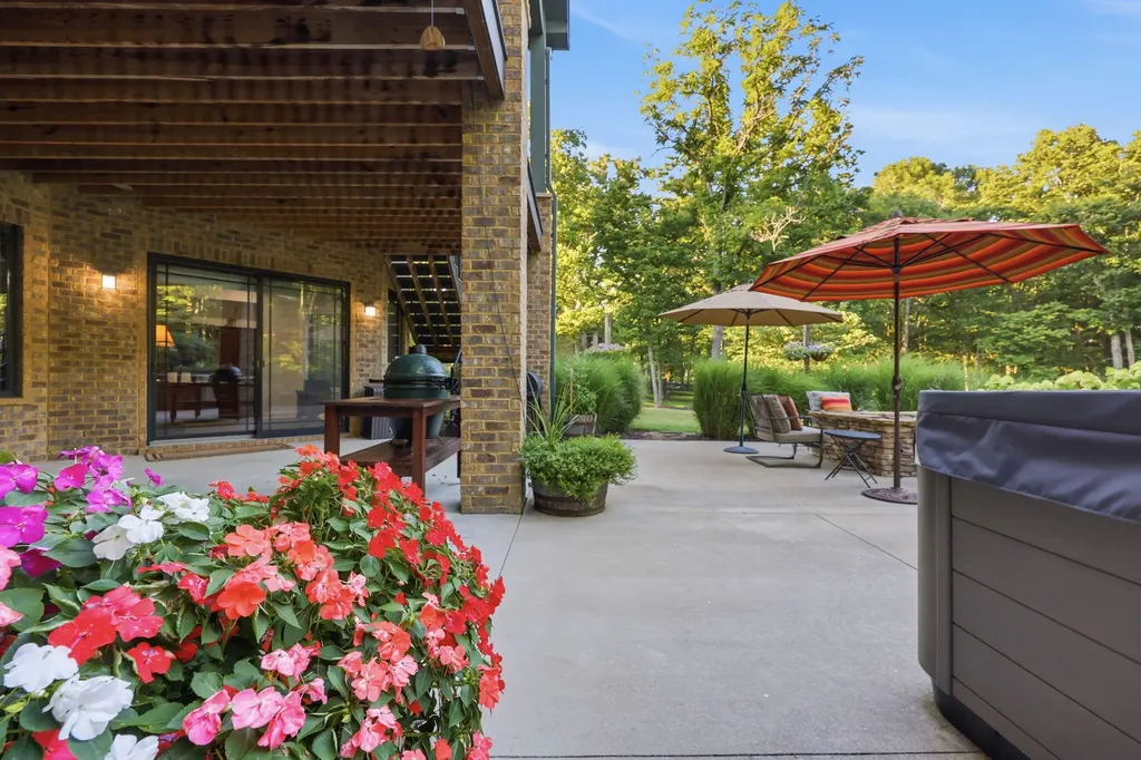 202 Deerfield Circle Nicholasville KY 40356