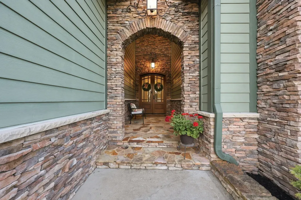 202 Deerfield Circle Nicholasville KY 40356
