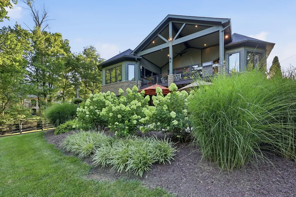 202 Deerfield Circle Nicholasville KY 40356