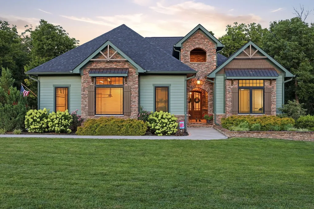 202 Deerfield Circle Nicholasville KY 40356