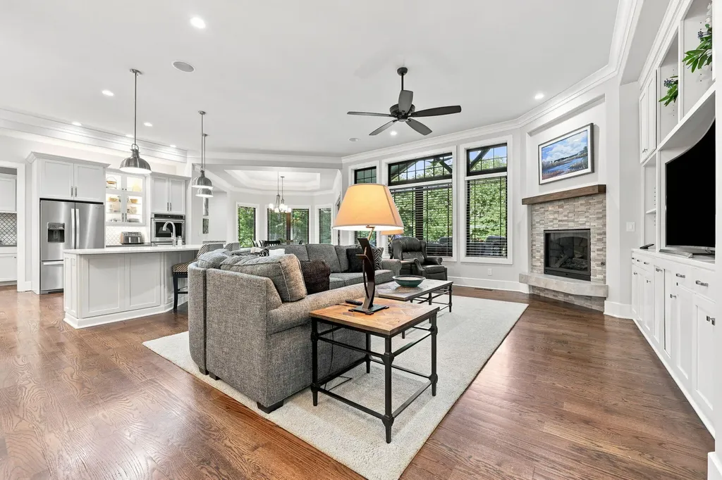 202 Deerfield Circle Nicholasville KY 40356