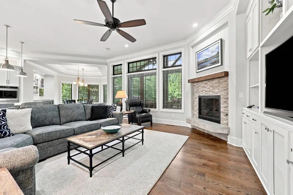 202 Deerfield Circle Nicholasville KY 40356