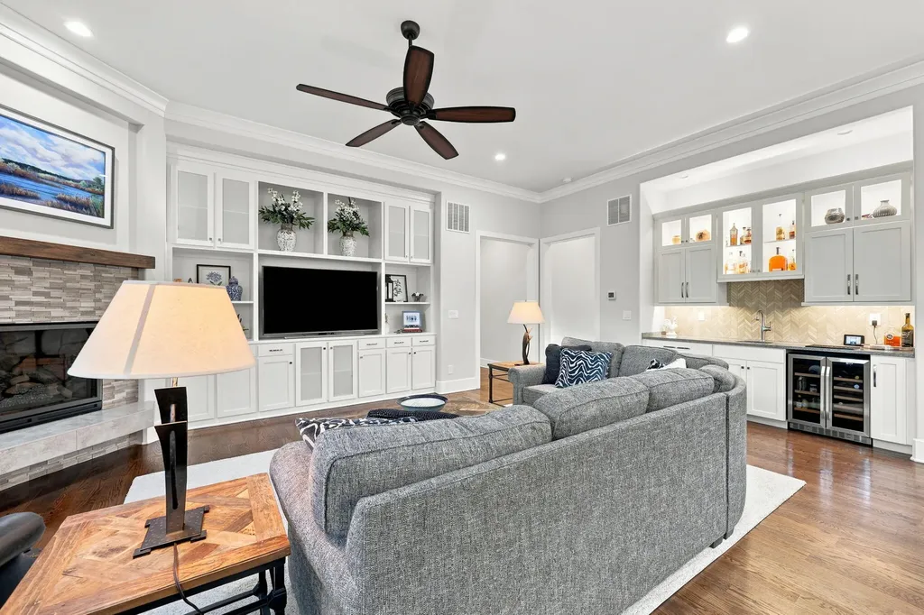 202 Deerfield Circle Nicholasville KY 40356