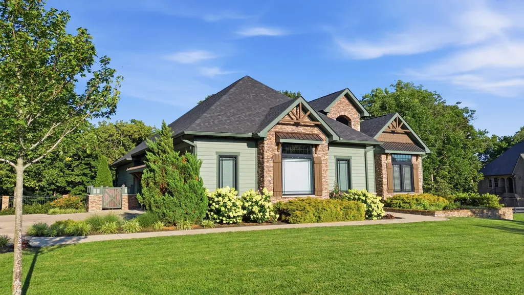 202 Deerfield Circle Nicholasville KY 40356