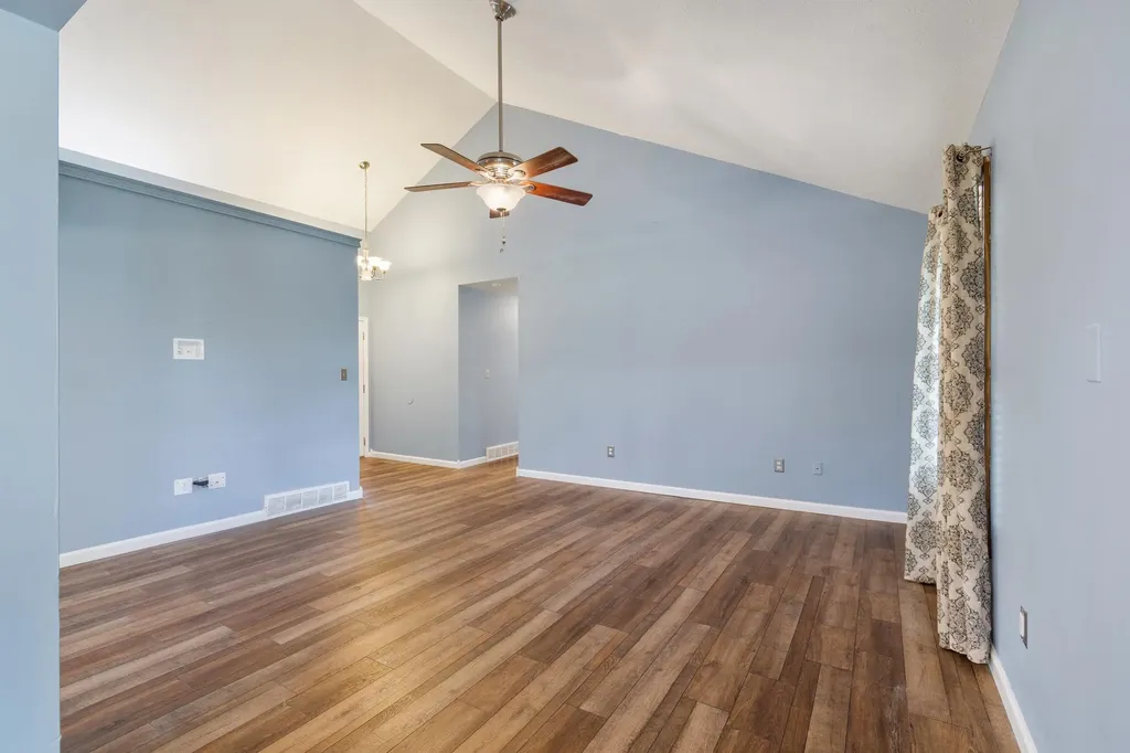 129 Ferry Road Somerset KY 42503