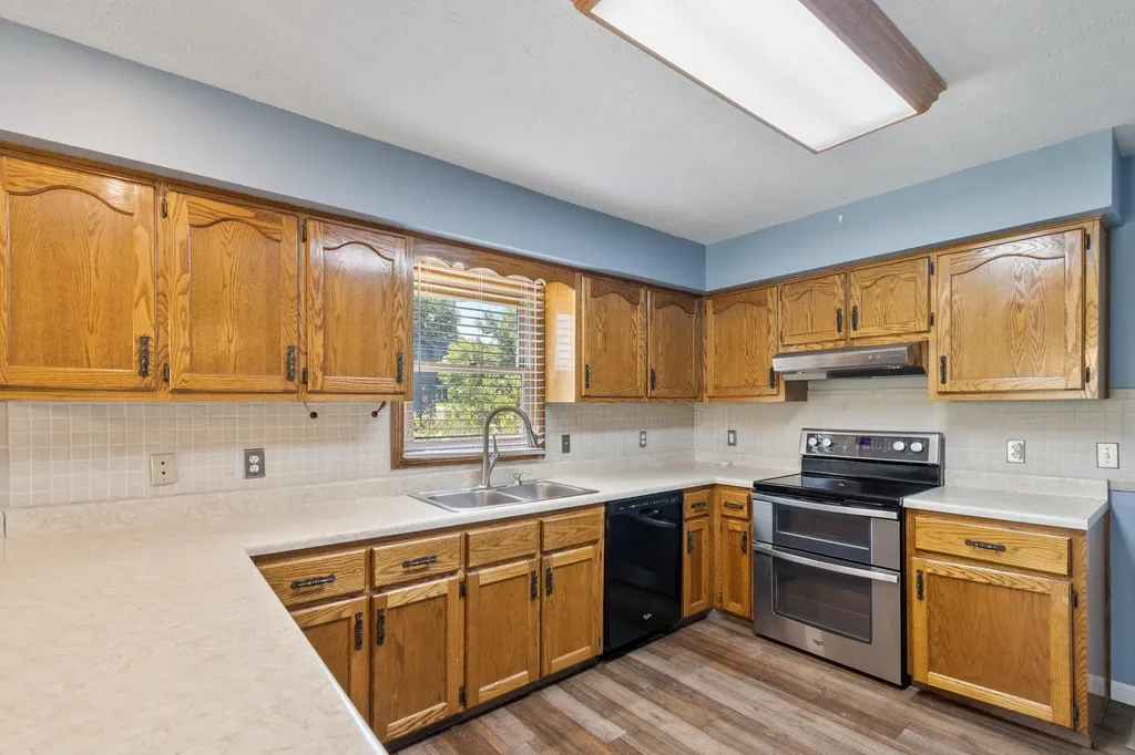 129 Ferry Road Somerset KY 42503