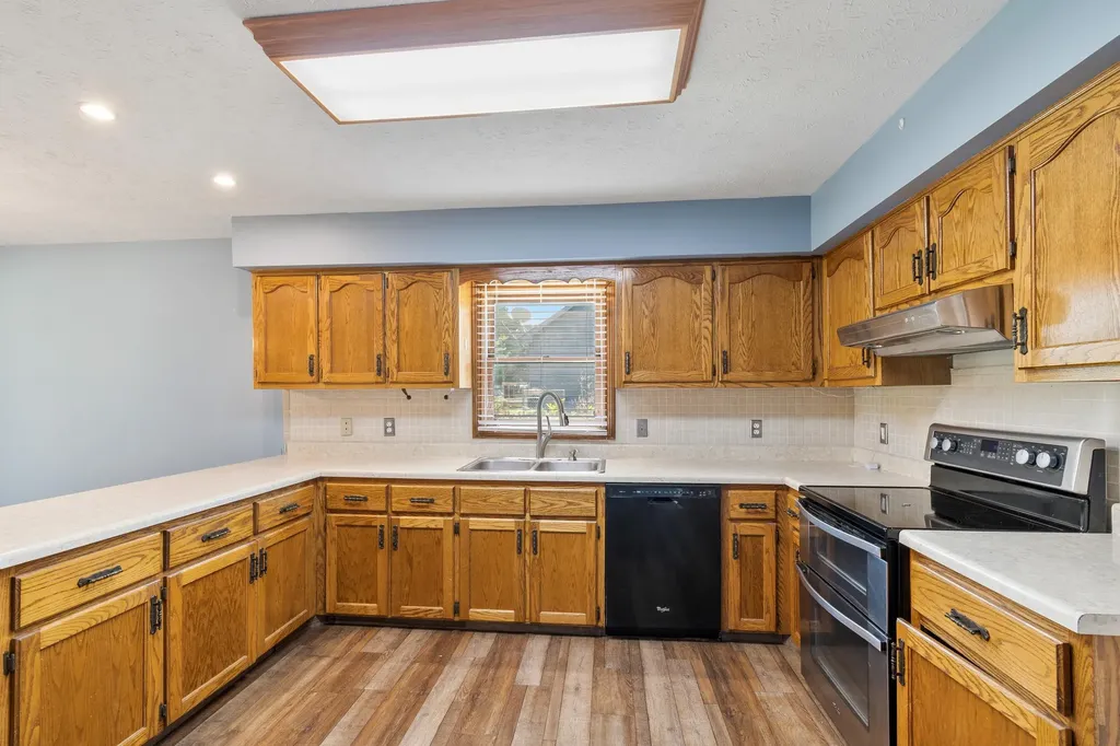 129 Ferry Road Somerset KY 42503