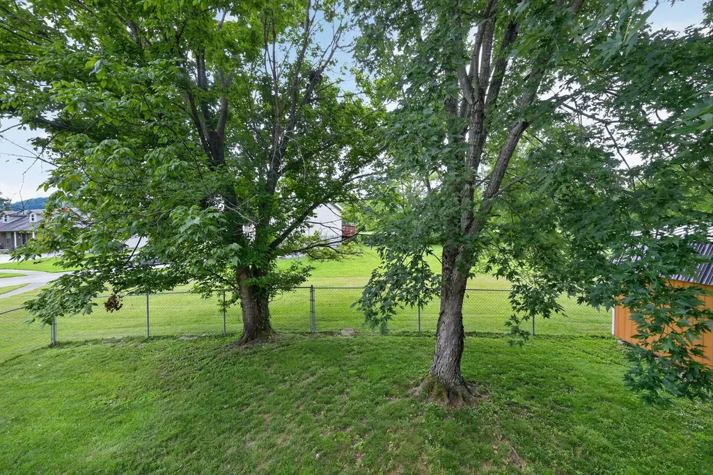 501 Scenic View Circle Berea KY 40403