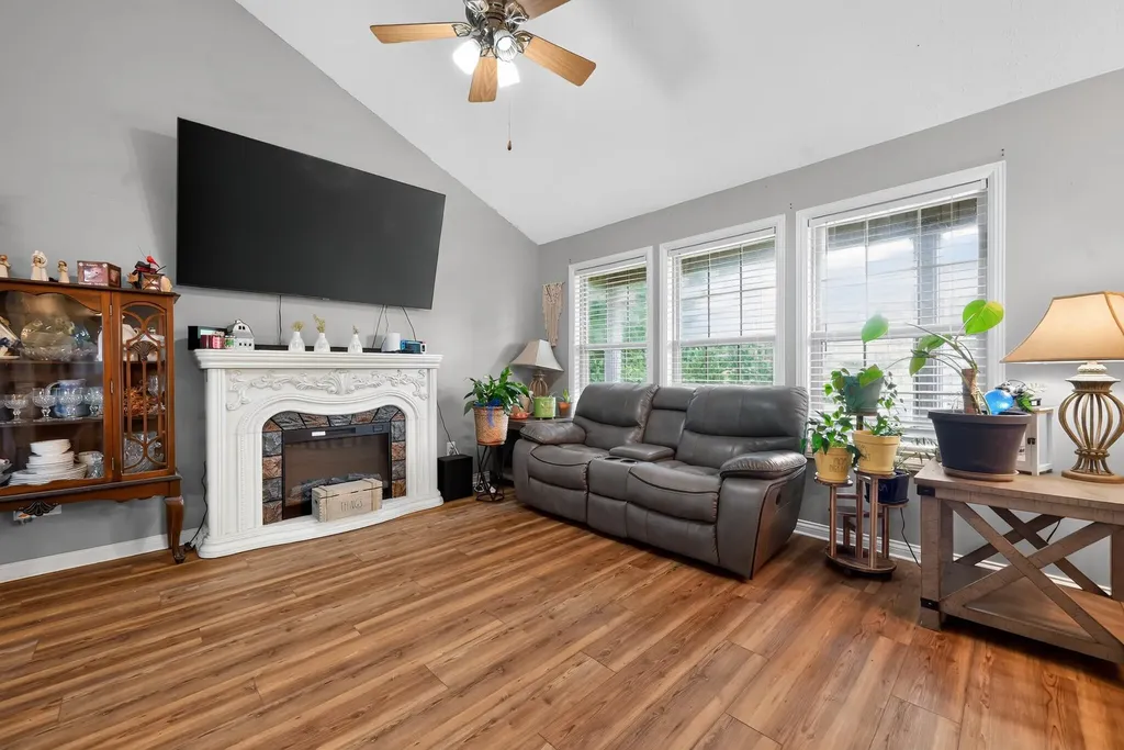 501 Scenic View Circle Berea KY 40403