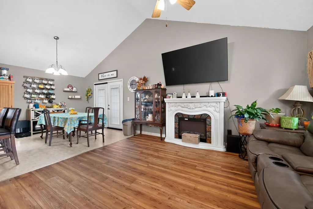 501 Scenic View Circle Berea KY 40403