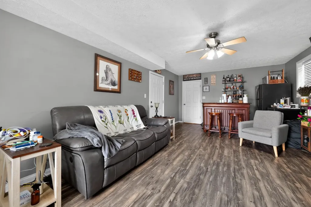 501 Scenic View Circle Berea KY 40403