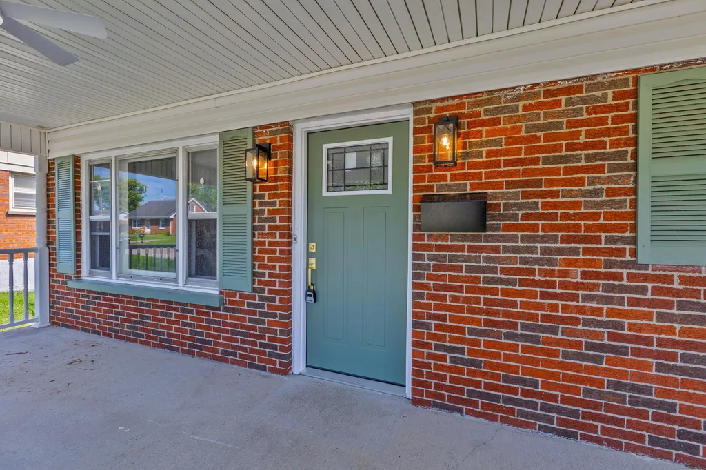 735 Eden Court Lexington KY 40505