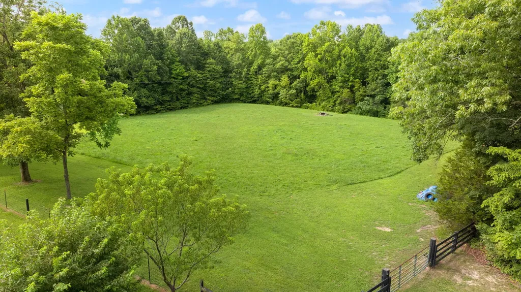 1310 Hopeful School Road Nancy KY 42544