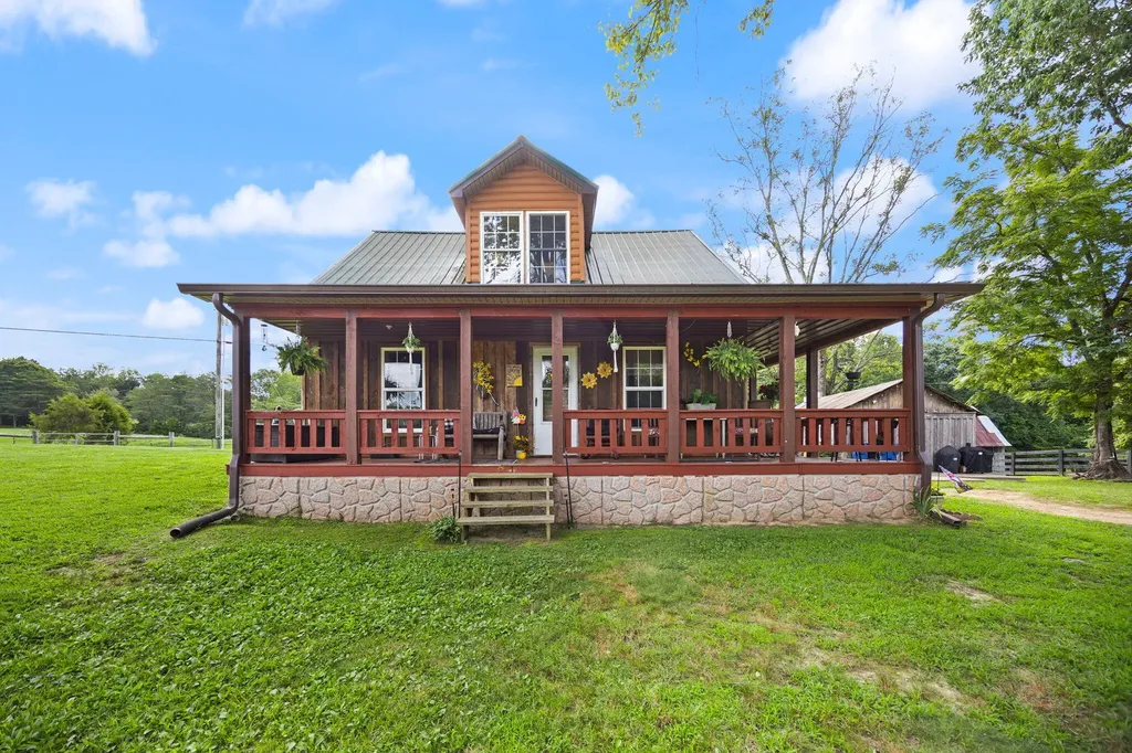 1310 Hopeful School Road Nancy KY 42544