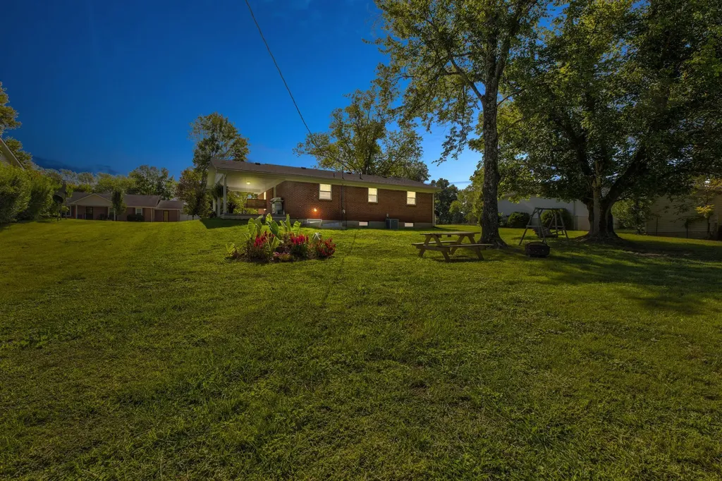 91 1st Street Clay City KY 40312