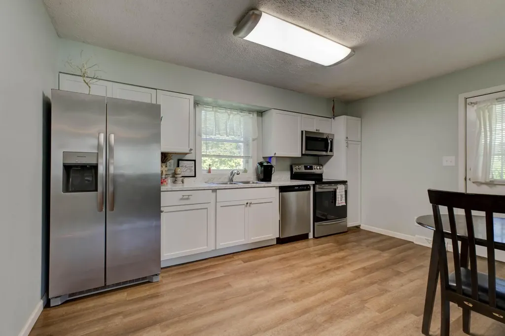 91 1st Street Clay City KY 40312