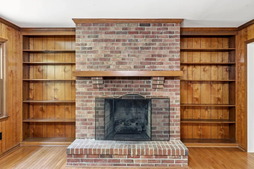 3316 Lyon Drive Lexington KY 40513