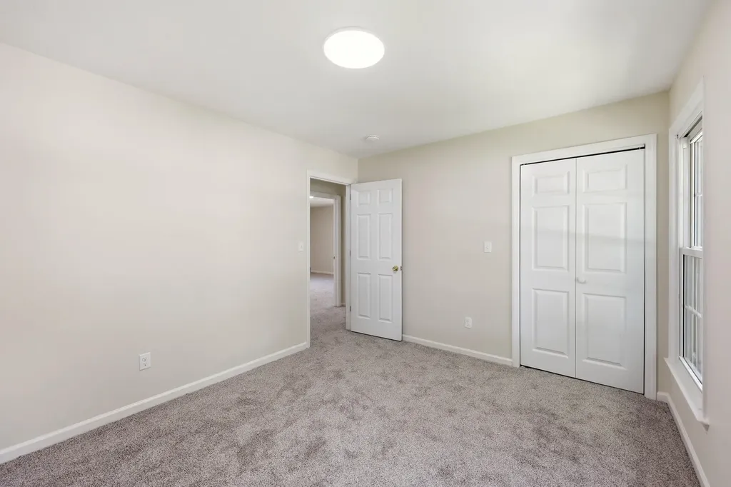3316 Lyon Drive Lexington KY 40513