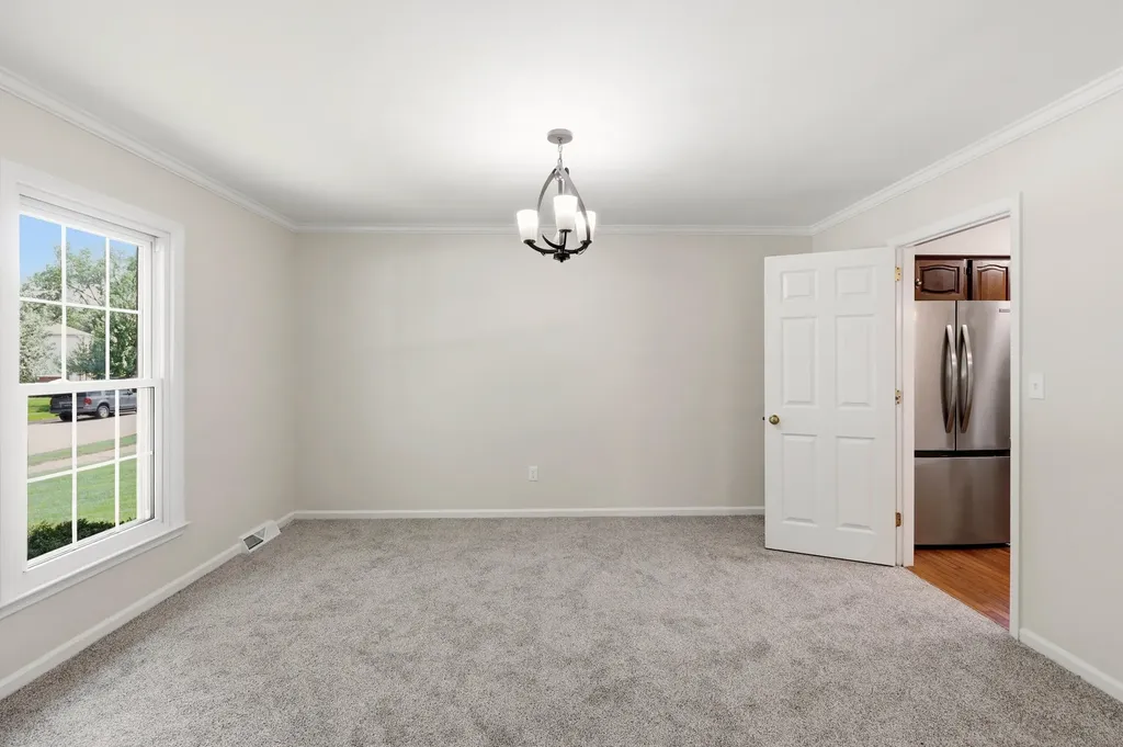 3316 Lyon Drive Lexington KY 40513