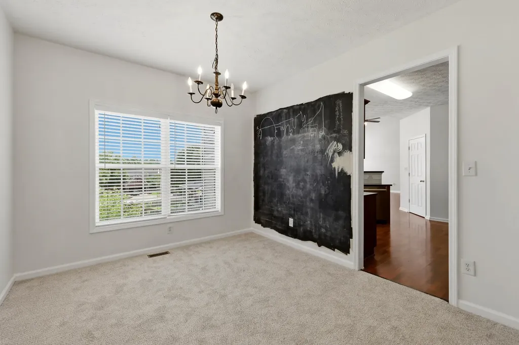 504 Thames Circle Nicholasville KY 40356