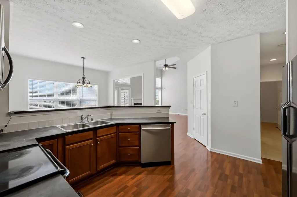 504 Thames Circle Nicholasville KY 40356