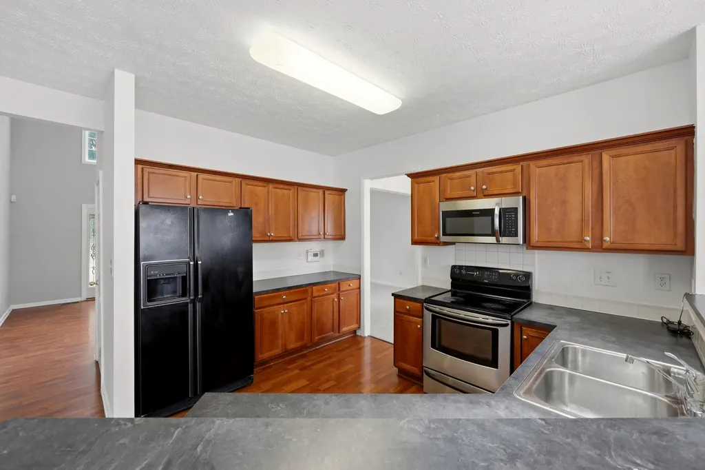 504 Thames Circle Nicholasville KY 40356