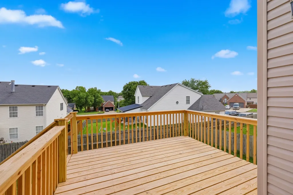 504 Thames Circle Nicholasville KY 40356