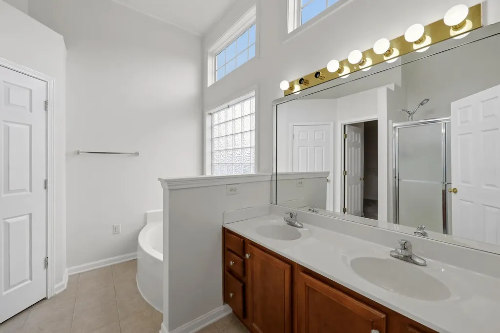 504 Thames Circle Nicholasville KY 40356