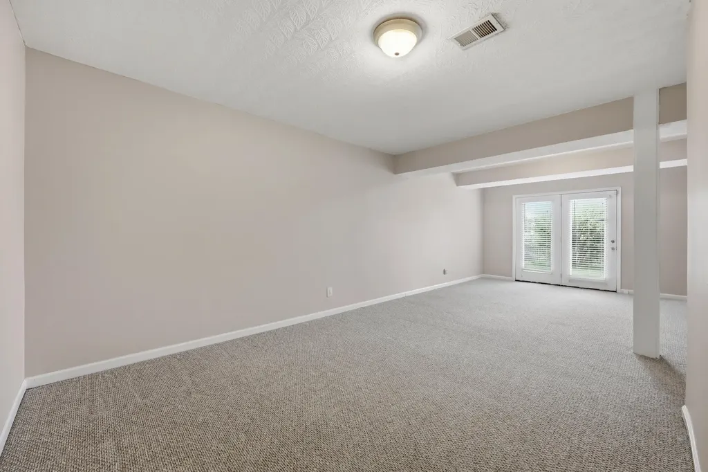 504 Thames Circle Nicholasville KY 40356