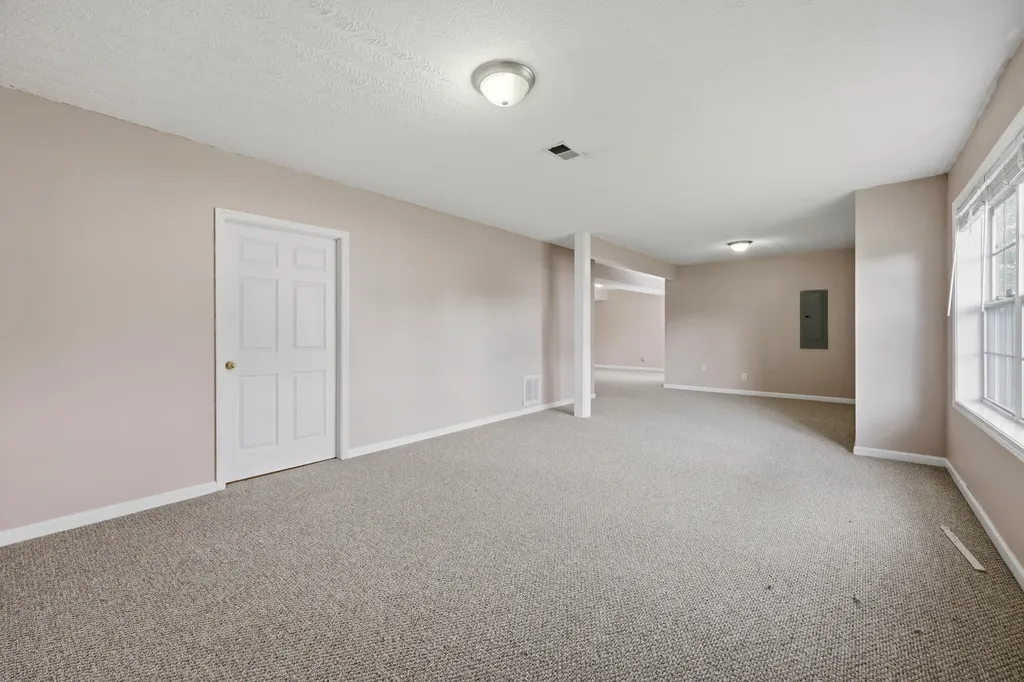 504 Thames Circle Nicholasville KY 40356