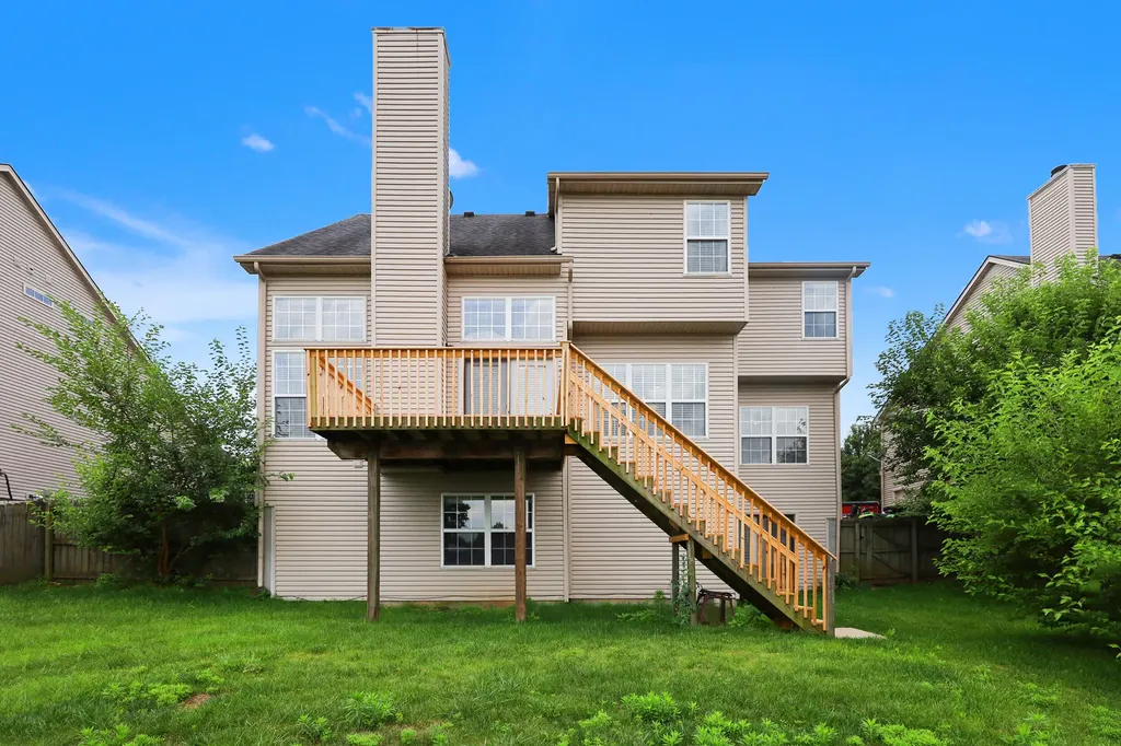 504 Thames Circle Nicholasville KY 40356