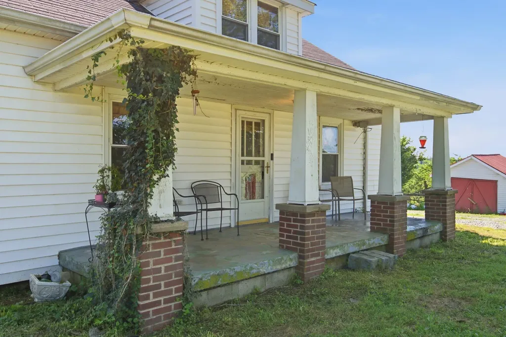 3043 Poosey Ridge Road Richmond KY 40475