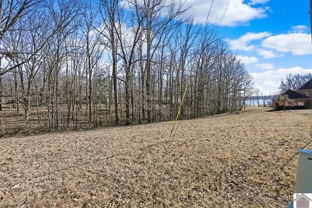 Lot 31 & 32 Windward Lane Murray KY 42071