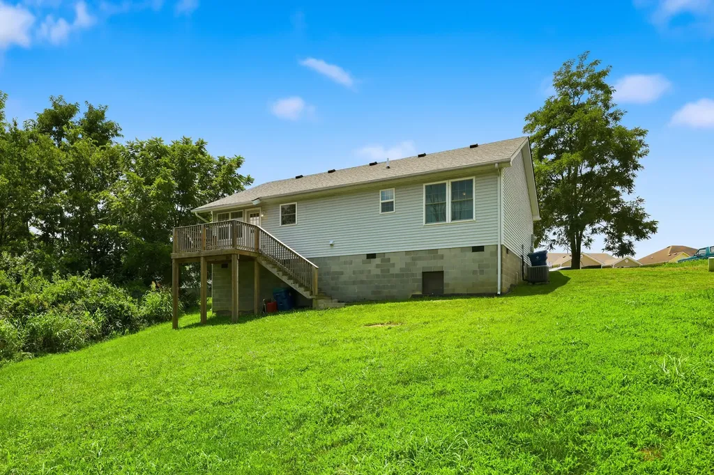 373 Village Drive Berea KY 40403