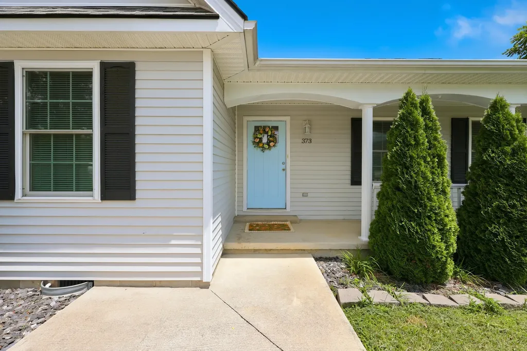373 Village Drive Berea KY 40403