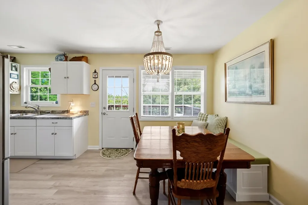 373 Village Drive Berea KY 40403