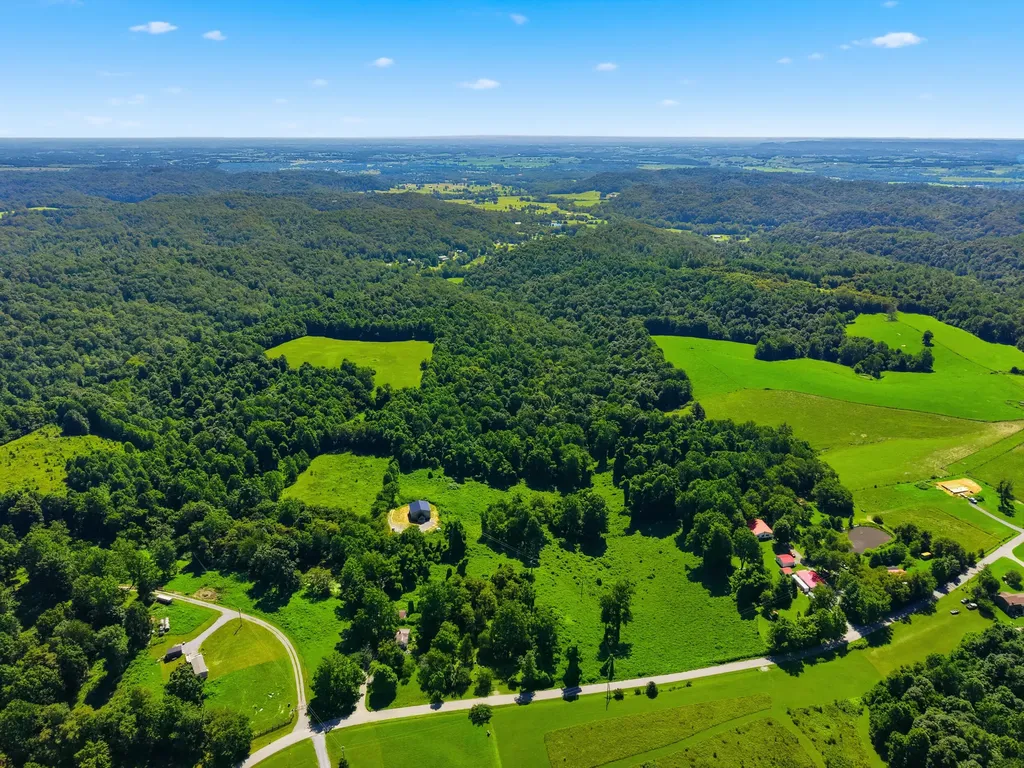 1846 Cream Ridge Road Junction City KY 40440