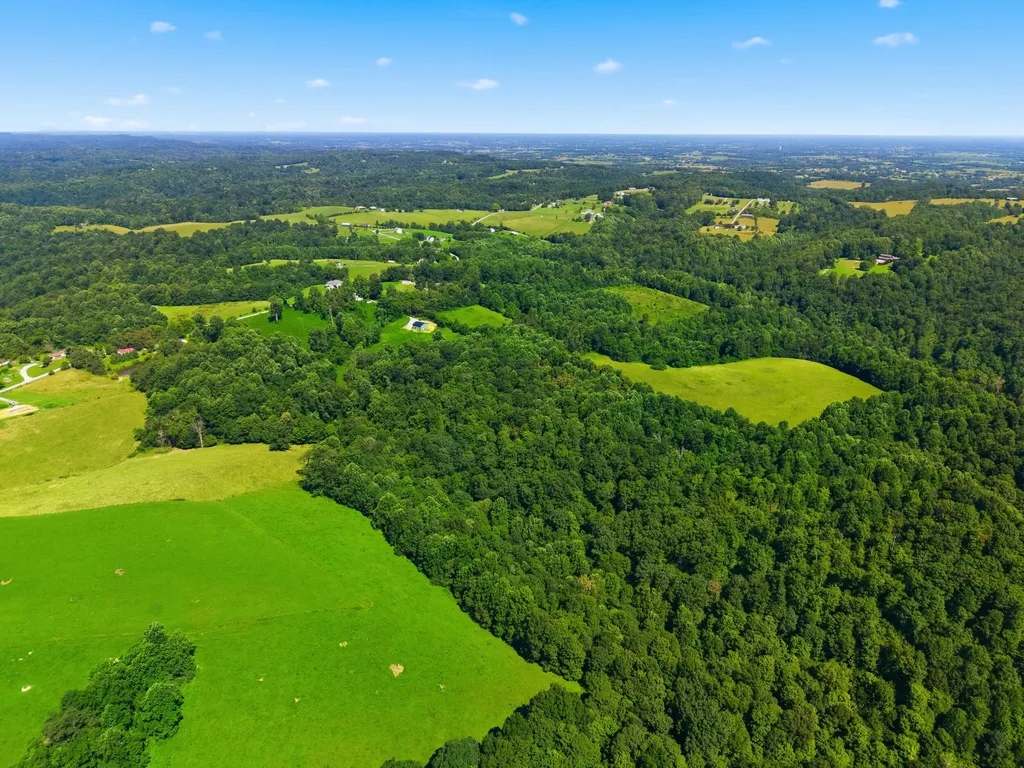 1846 Cream Ridge Road Junction City KY 40440