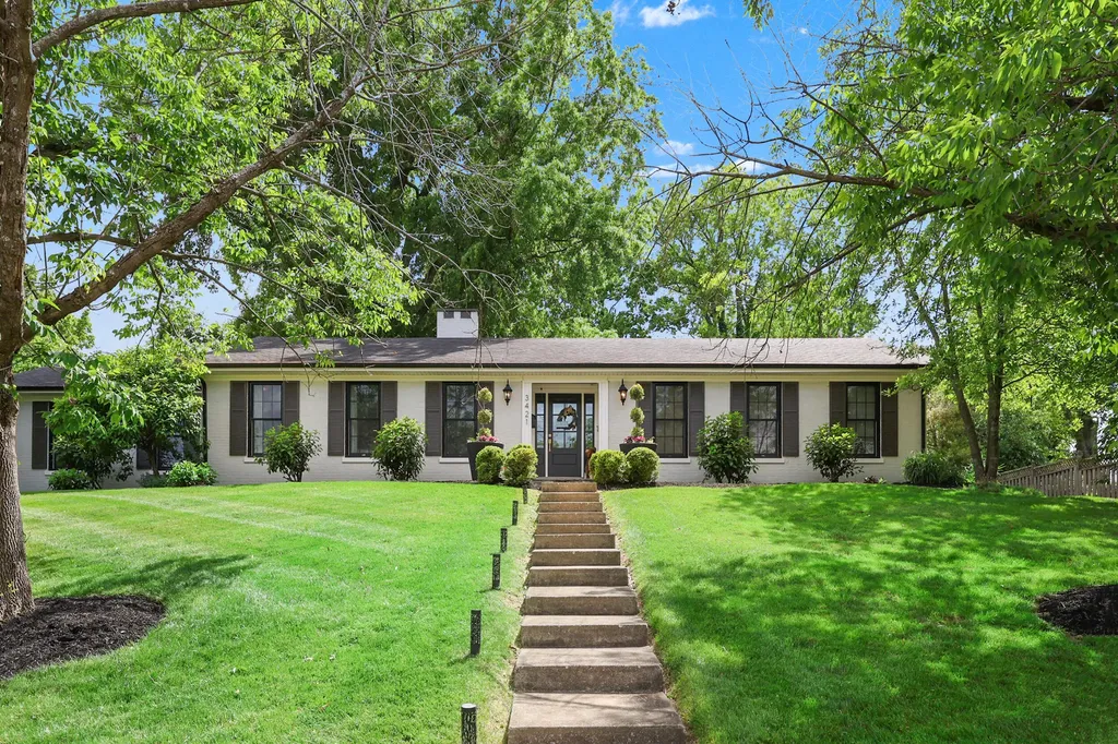 Lexington KY, 3421 Nantucket Drive